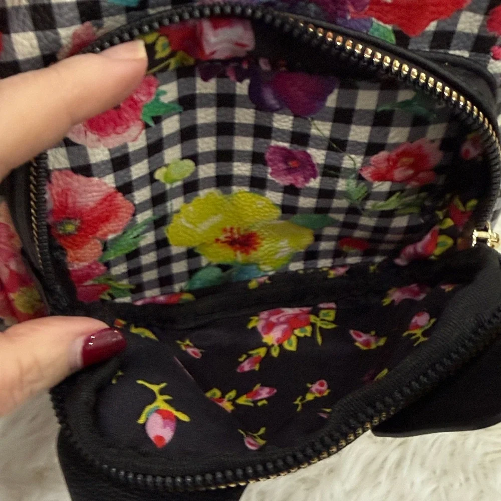 Betsey Johnson Floral Dog Backpack - Black, White, Pink